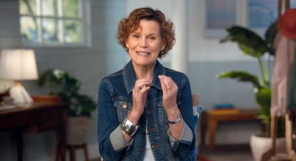 Judy Blume teaching her MasterClass