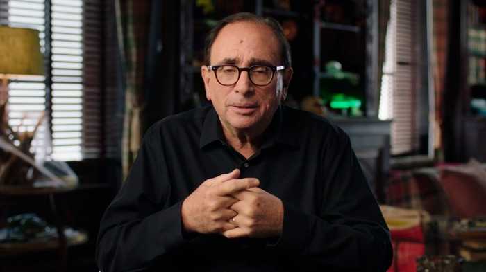 RL Stine teaching in his MasterClass