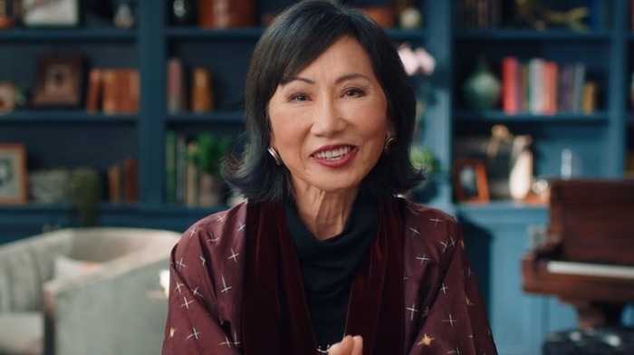 Amy Tan giving writing advice