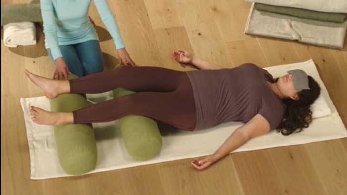 MasterClass Presents Donna Farhi Teaches Yoga Foundations (2021) Television