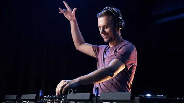 Armin van Buuren DJ MasterClass