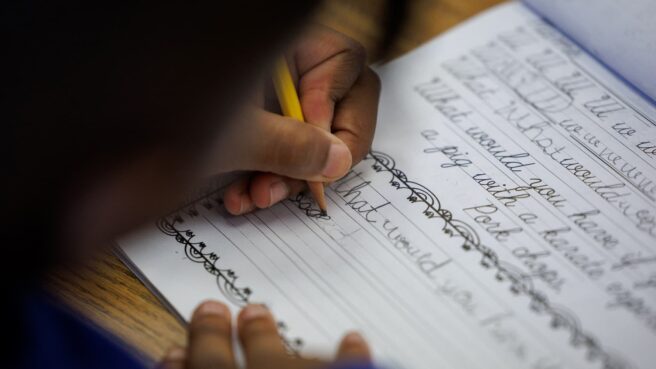 2024 01 27T100406Z 1009760069 RC2UN5AEGSPQ RTRMADP 3 CALIFORNIA EDUCATION CURSIVE 1