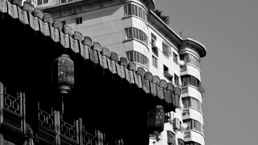 A striking view of traditional and modern buildings in Wenzhou, China.